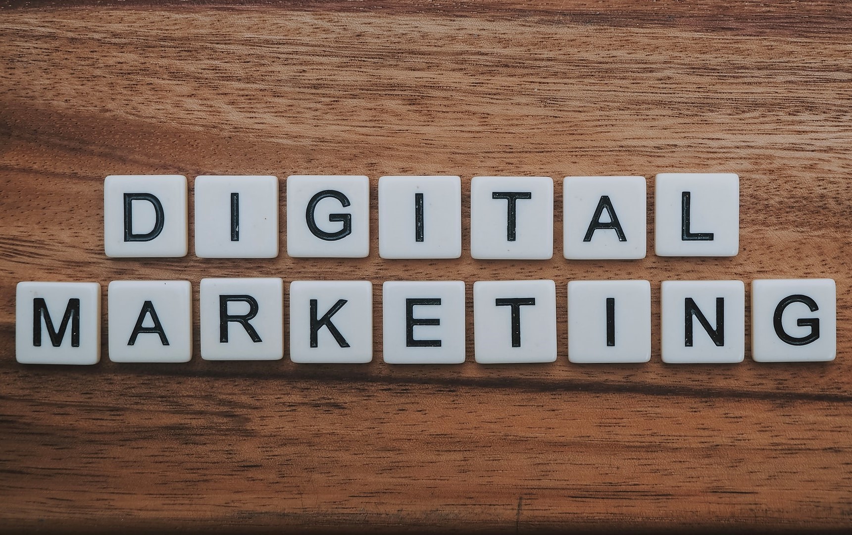 Apa Itu Digital Marketing? Pengertian, Strategi & Manfaatnya (sumber: Unsplash)